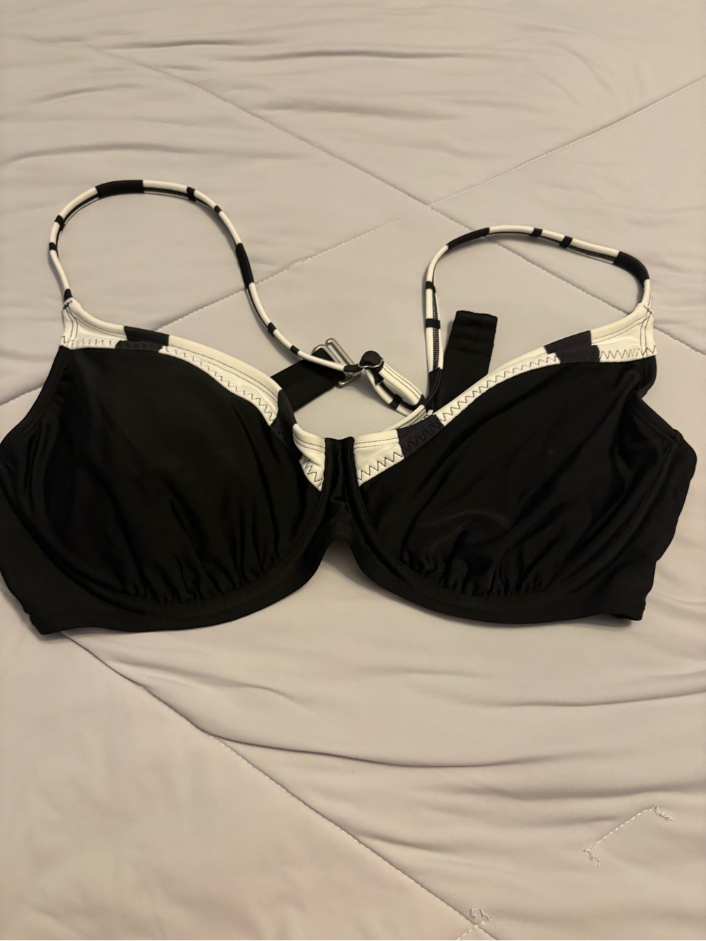 Athleta Black Swim Bikini Top with White Contrast Trim
